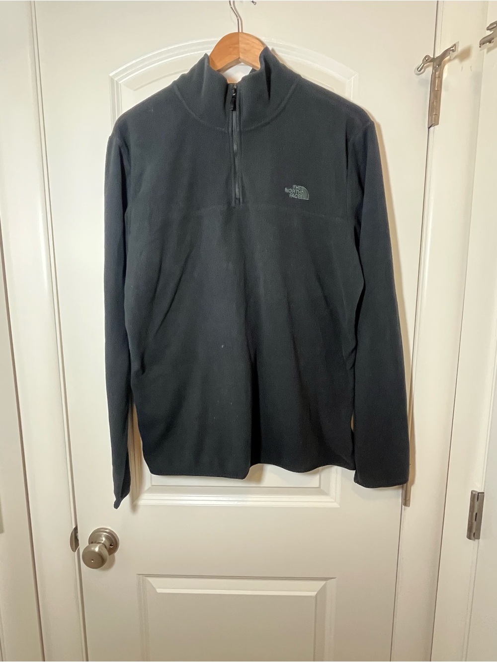 The North Face Men’s Half-Zip Fleece Pullover - Black